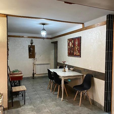 Mini Hostel N.Tigranyan 5 Γιερεβάν Εξωτερικό φωτογραφία