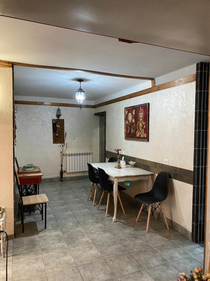 Mini Hostel N.Tigranyan 5 Γιερεβάν Εξωτερικό φωτογραφία