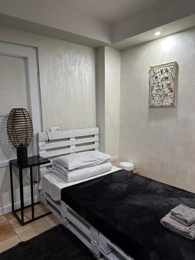 Mini Hostel N.Tigranyan 5 Γιερεβάν Εξωτερικό φωτογραφία